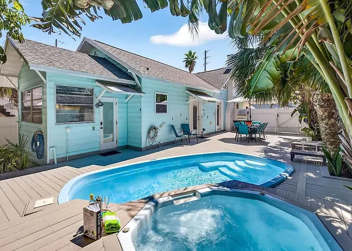 Coastal Retreat * Clearwater Beach