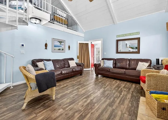 Coastal Retreat * Clearwater Beach